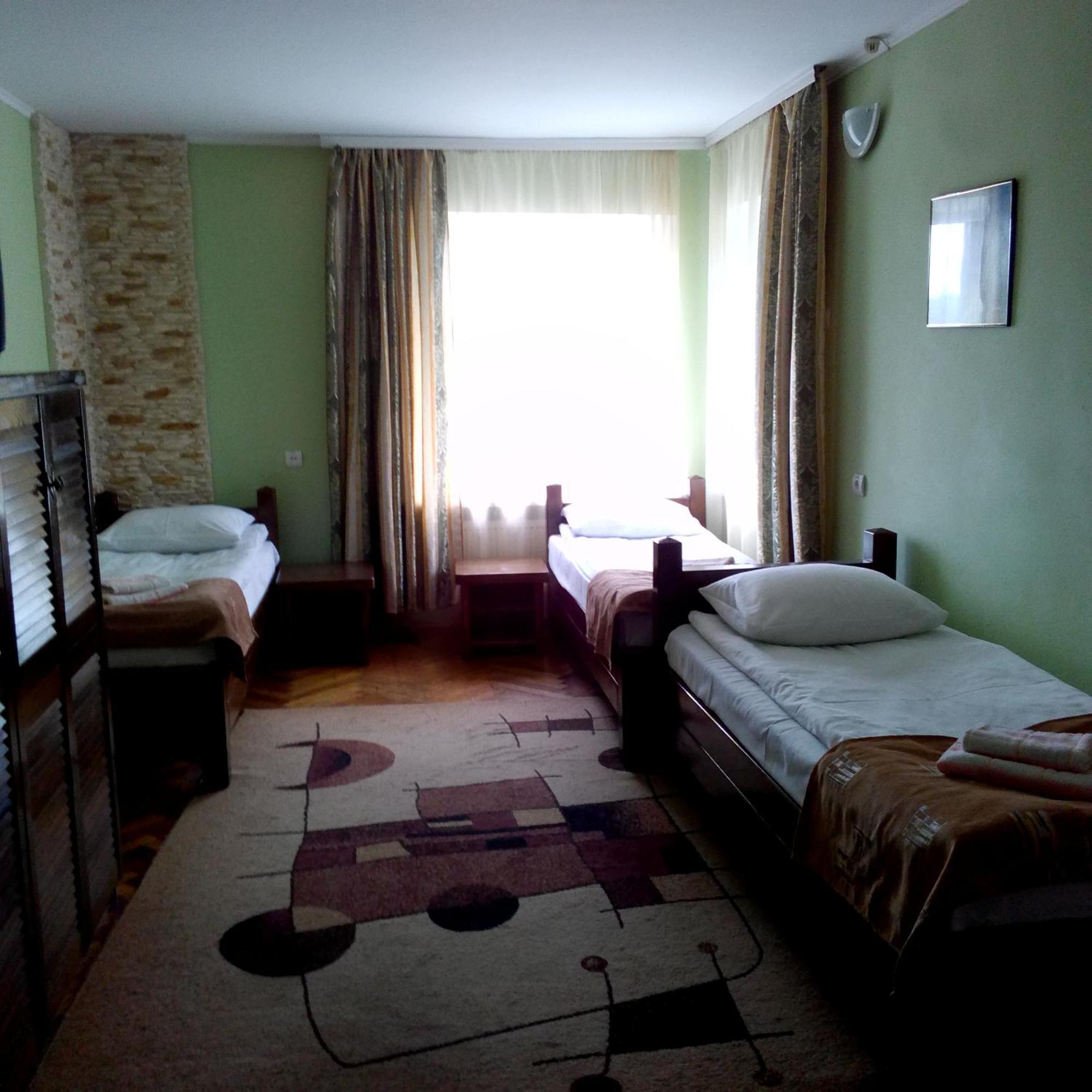 Malyvo Hotel Dilyatyn Zimmer foto